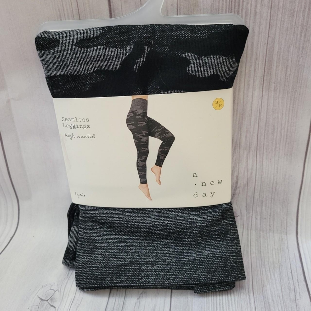 A New Day Leggings High waisted